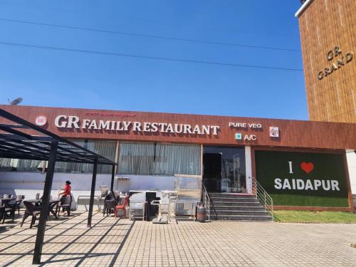 GR Family Restaurant _ Saidapur